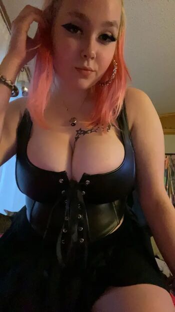 Full leaked Abbiemorelloo private onlyfans photo