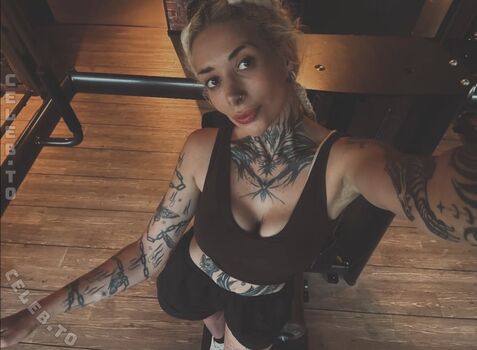Full leaked Amk private onlyfans photo
