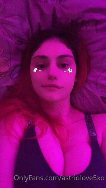 Full leaked Astridlovexo private onlyfans photo
