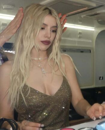 Full leaked Ava max page private onlyfans photo
