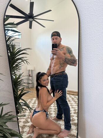 Full leaked Beautifuldelig private onlyfans photo