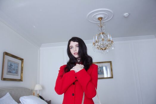 Full leaked Clairo private onlyfans photo