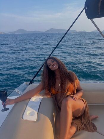 Full leaked Cris vianna private onlyfans photo
