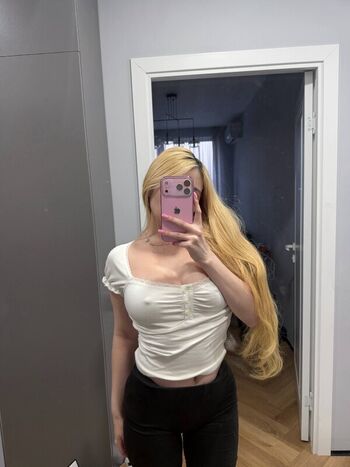 Full leaked Didaenerys private onlyfans photo