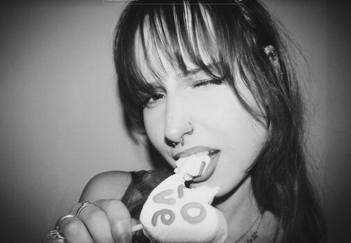 Full leaked Elizxaq private onlyfans photo