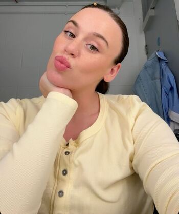 Full leaked Ellie leach private onlyfans photo