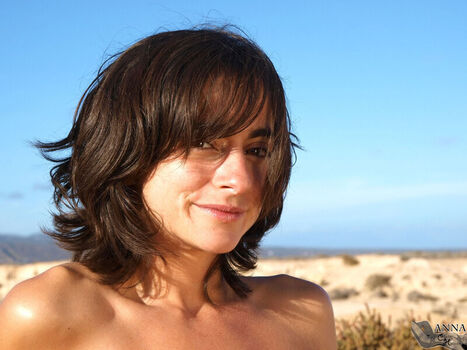 Eva Lunia