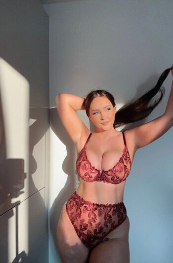 Full leaked Evelynwhite page private onlyfans photo