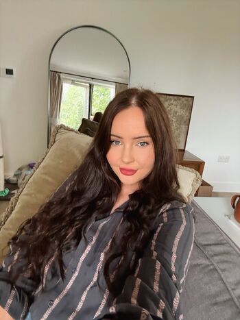 Full leaked Evelynwhite private onlyfans photo