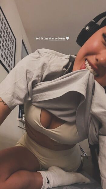 Full leaked Gabby hua private onlyfans photo