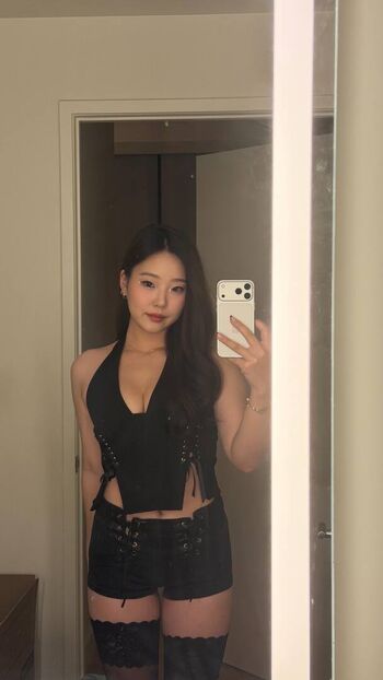 Full leaked H yojeong private onlyfans photo
