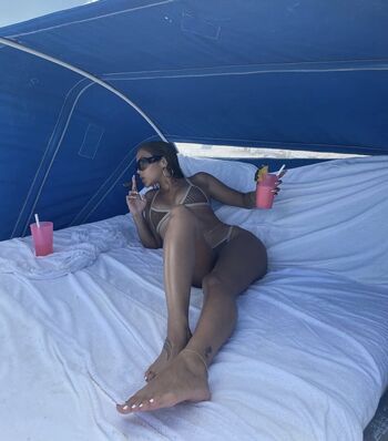 Hawaii Baddies