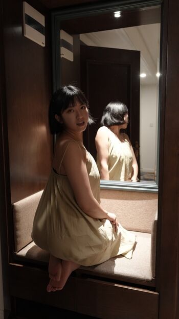 Full leaked Heeheemoon private onlyfans photo