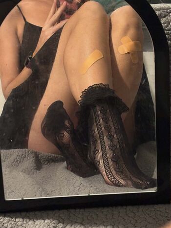 Full leaked Iovezombies private onlyfans photo