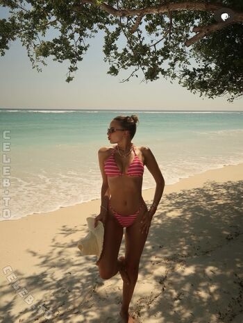 Full leaked Johanna jrr private onlyfans photo