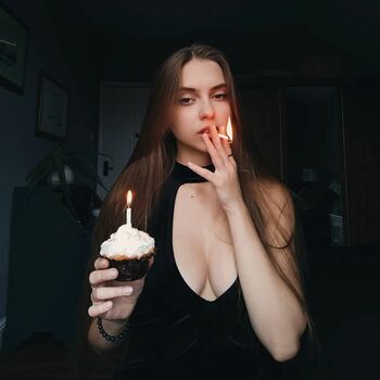 Full leaked Katuhamelnyk private onlyfans photo