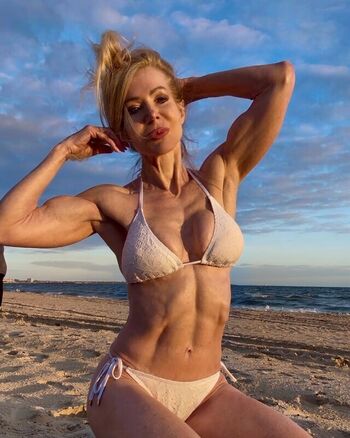 Full leaked Lesley maxwell private onlyfans photo