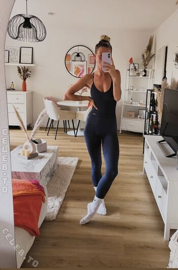 Melanie Pelzer