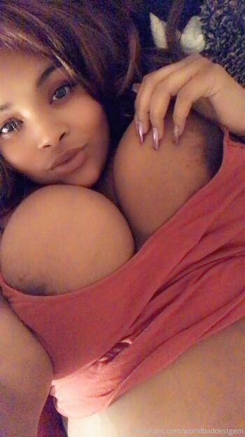 Full leaked Mercury diamondz private onlyfans photo