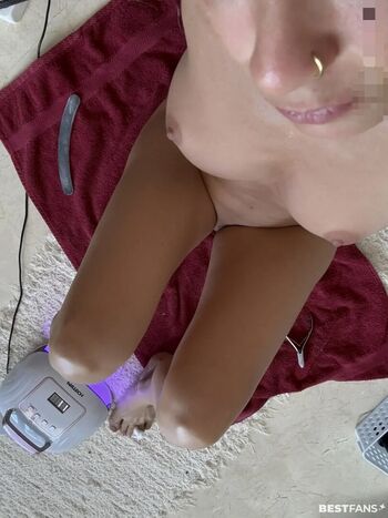 Mia Julia VIP