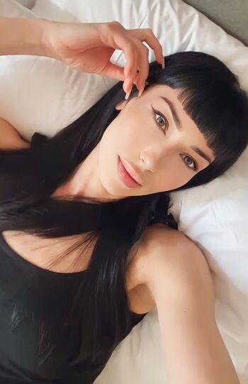 Molly Hughes