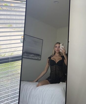 New Zealand Girls