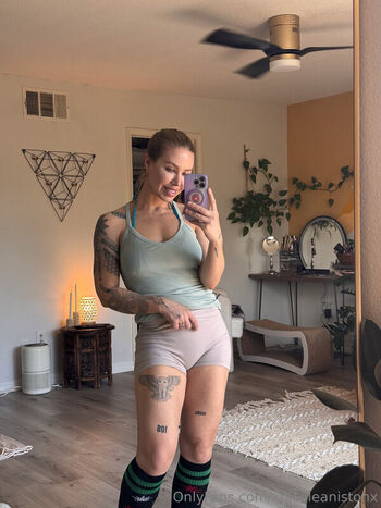 Full leaked Nicole aniston private onlyfans photo