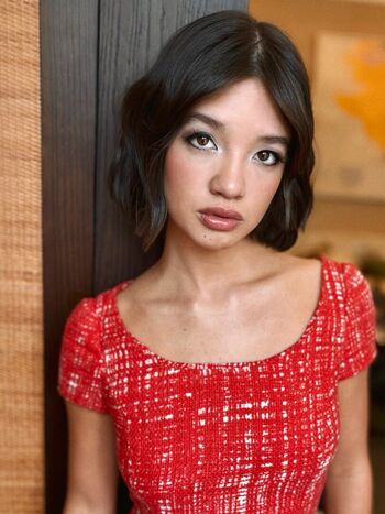 Peyton Elizabeth Lee