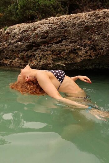 Full leaked Phoebeisginger page private onlyfans photo