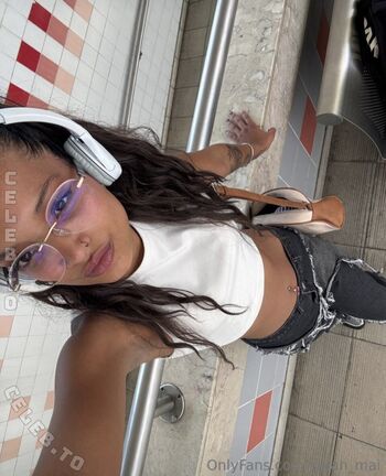sarah_mai