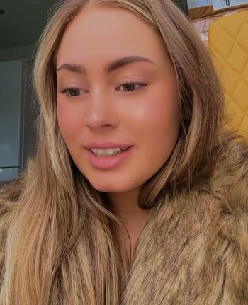 Full leaked Ozawa maria/ private onlyfans photo