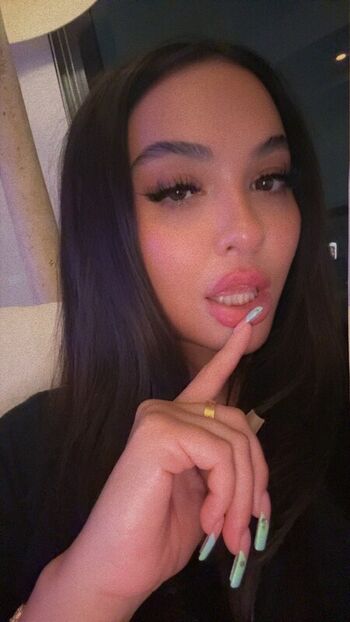 Stella Hudgens