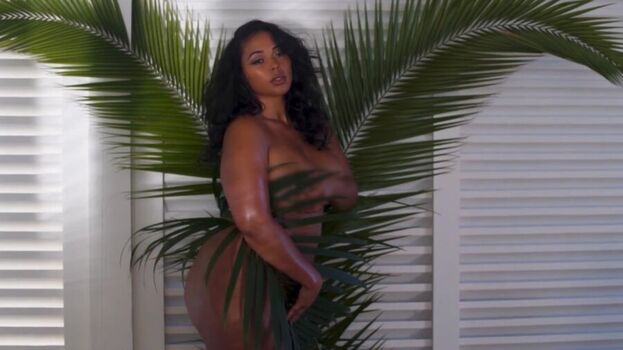 Full leaked Tabria majors page private onlyfans photo