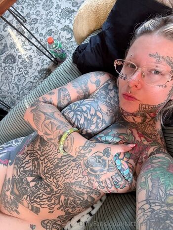 tattoosnwaifus