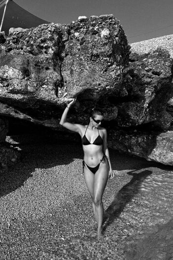 Full leaked Triptii dimri private onlyfans photo