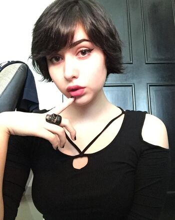 Full leaked Valbun page private onlyfans photo